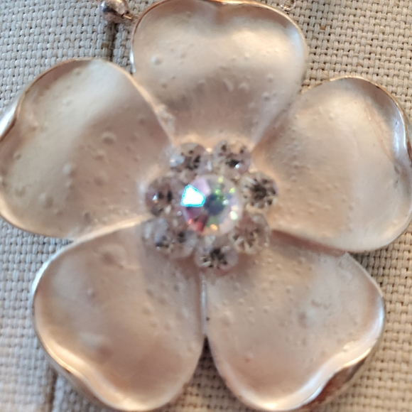 Vintage flower choker - Picture 7 of 7